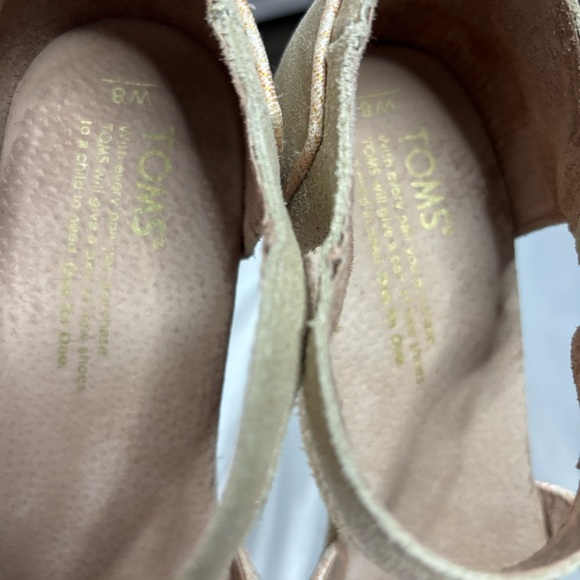 TOMS Golden Beige Cross Strap Wedge Heels 8 - Picture 5 of 9